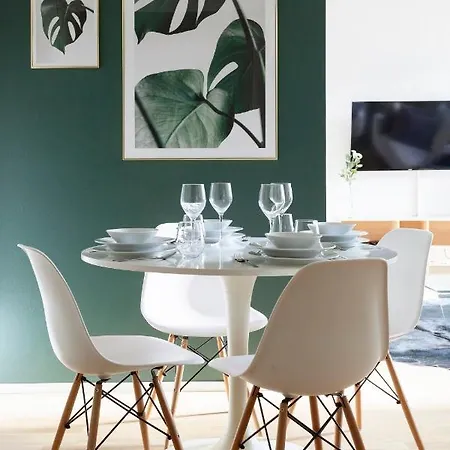 2ndhomes Design In Kamppi * Хельсинки